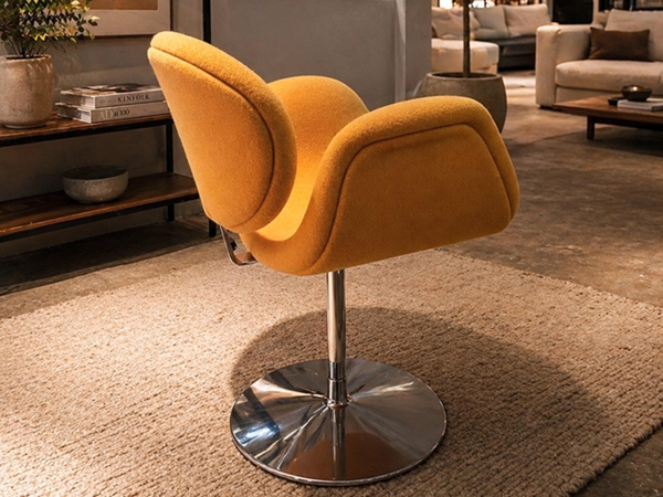 Restauration fauteuil Tulipe de Pierre Paulin